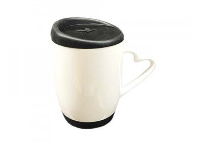 11oz Heart Handle Color Mug w Silicon Lid & Base-Black